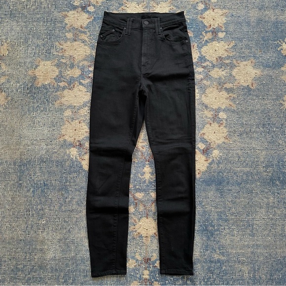 MOTHER The Diamond Swooner in Not Guilty 27 - Picture 6 of 7